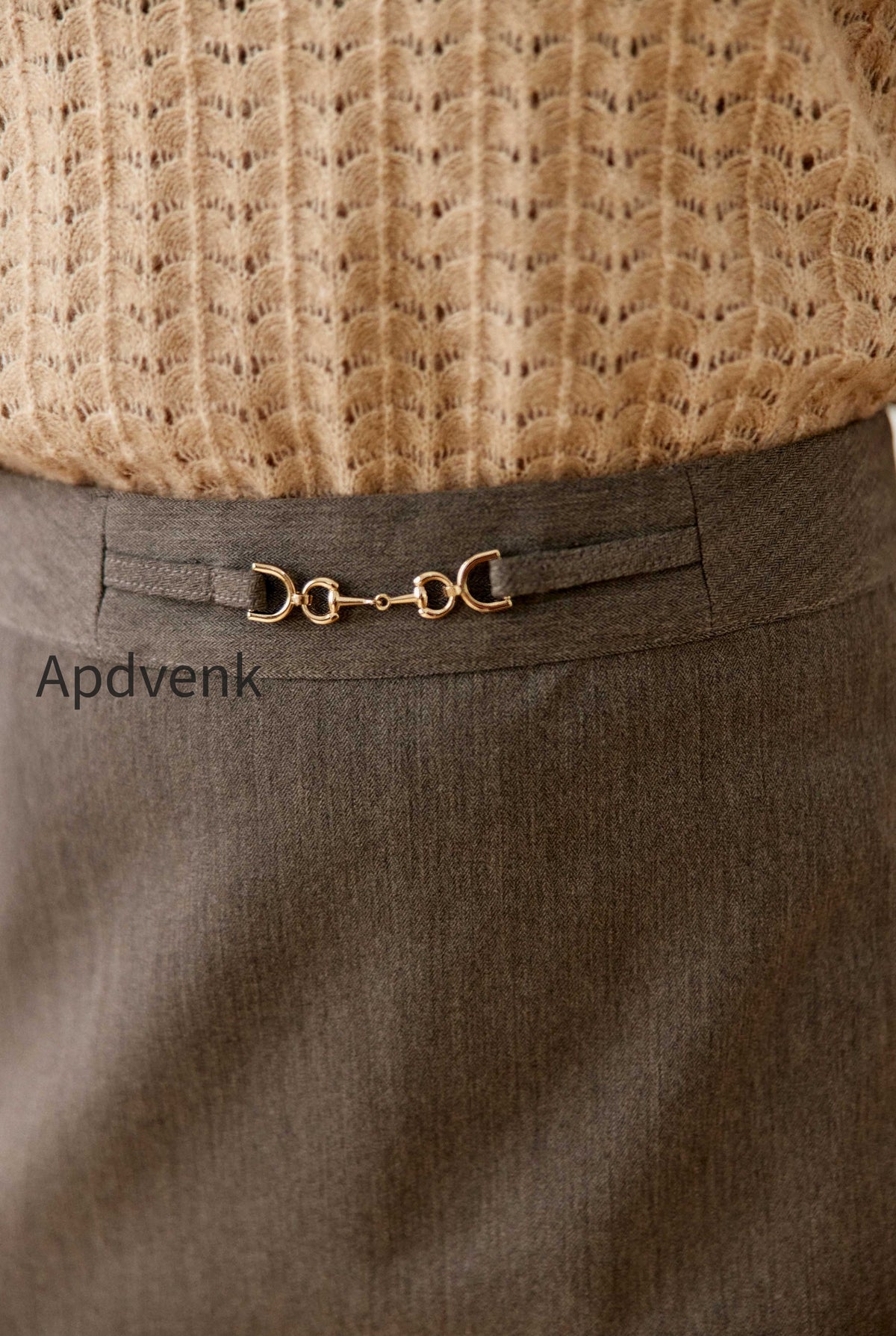jupe-courte-taupe-janino