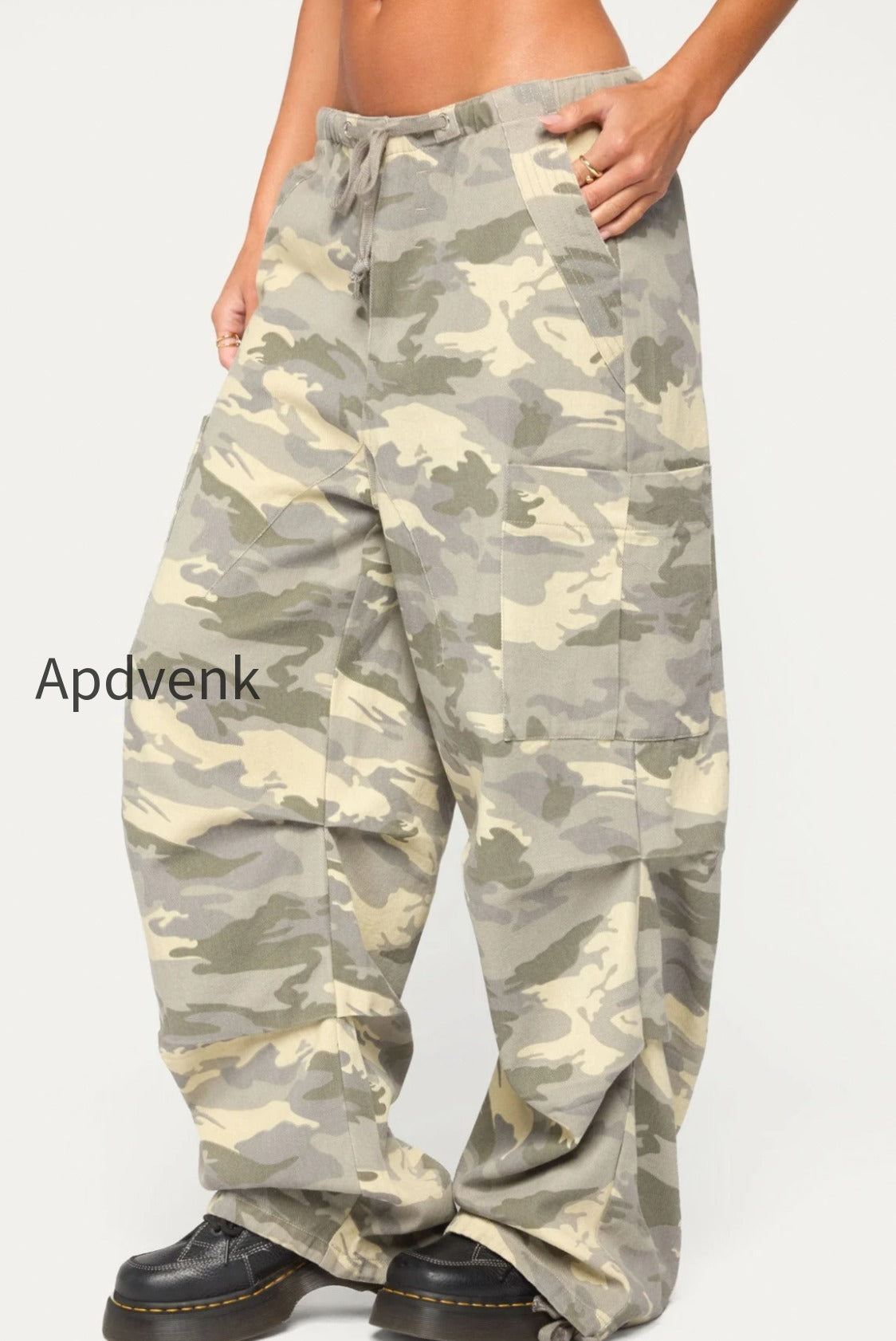 s25666_gray