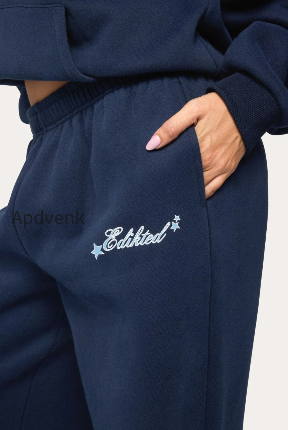 s22033_navy