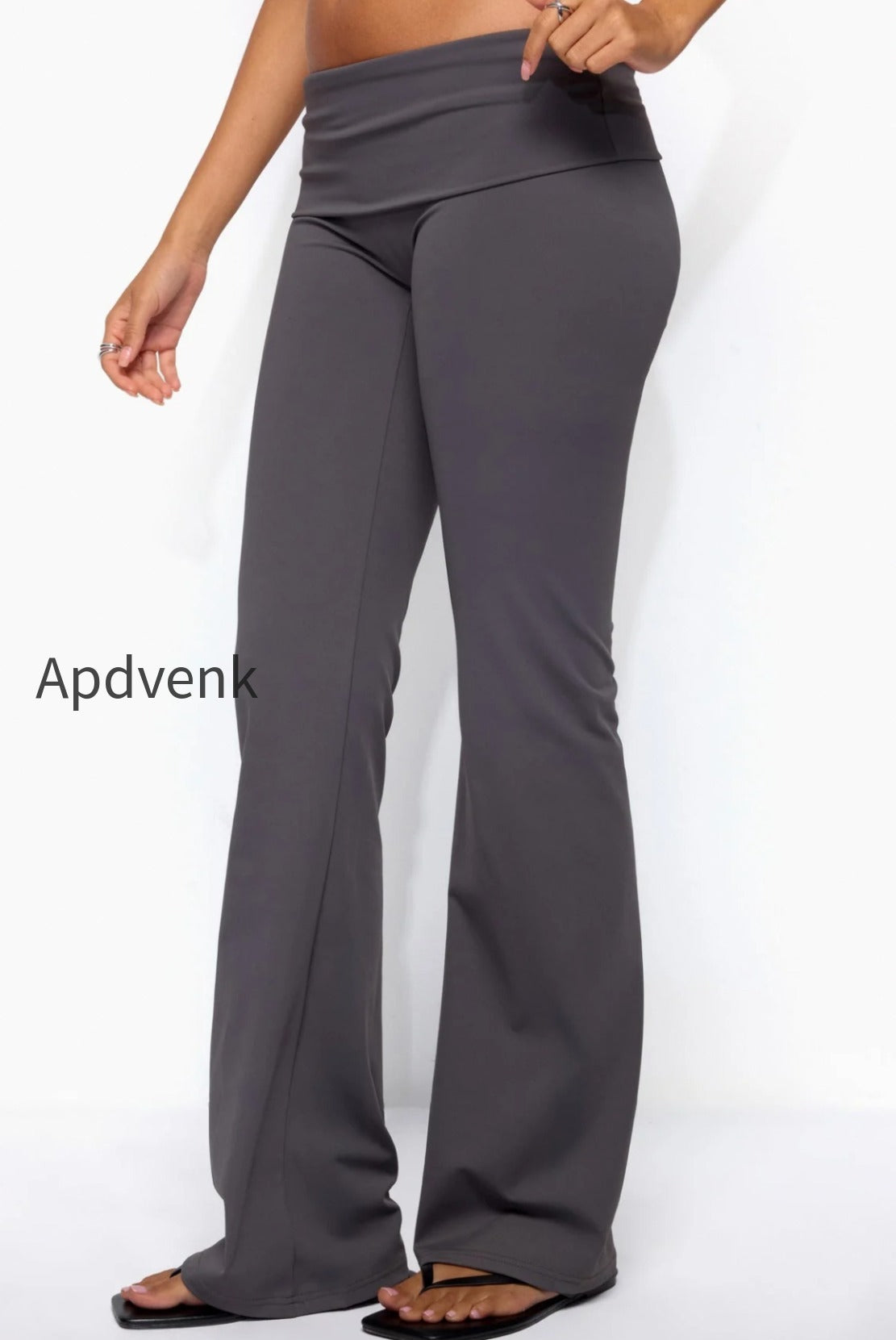 s22864_gray