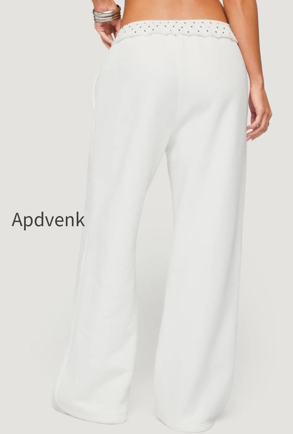 s25864_white